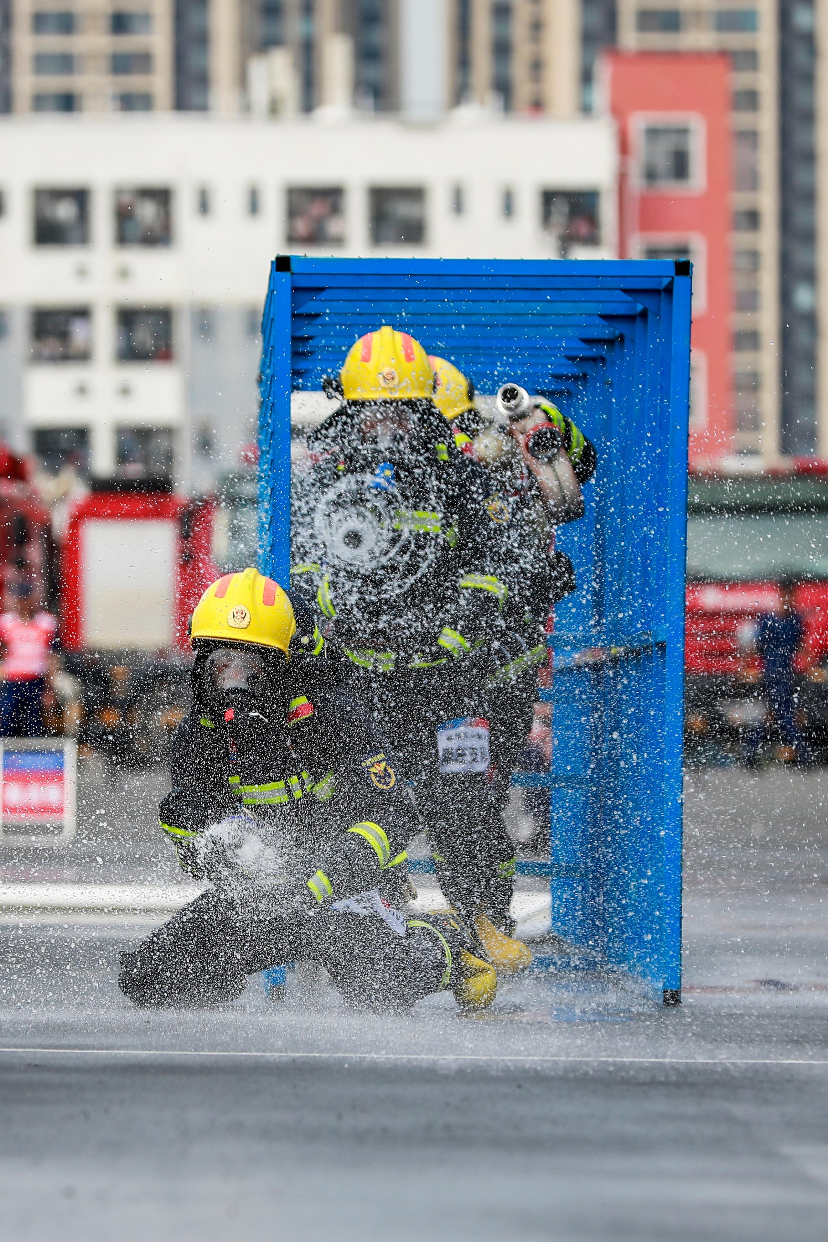 柳城最新招聘信息揭秘，巷弄深处的职业机遇