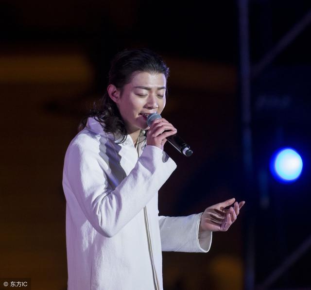 霍尊2024最新动态，变化中的学习之旅，自信成就感的源泉