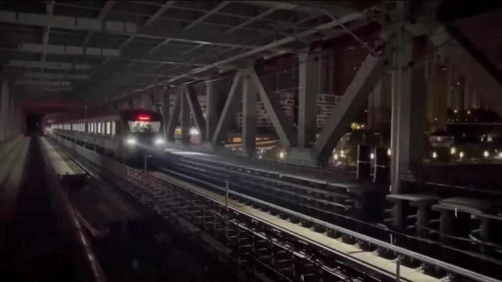 重庆十号线最新消息,重庆十号线背后的温馨故事