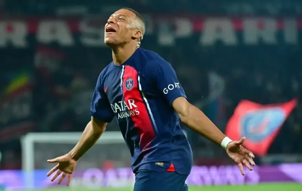 揭秘全球足球年薪排名,足坛薪酬巅峰榜单出炉!