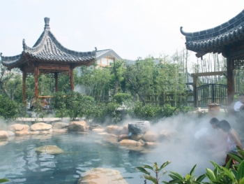 临沂智圣汤泉门票最新价格表揭秘,小巷深处的温泉秘境探索