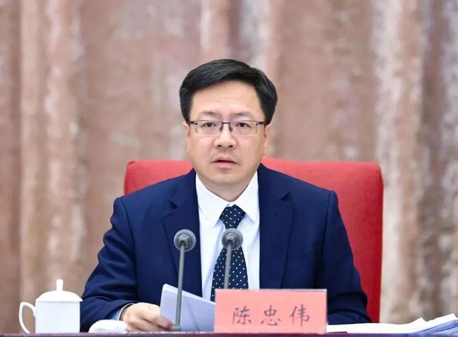 枣庄副市长赵连冠引领科技革新,探索最前沿的高科技产品新体验