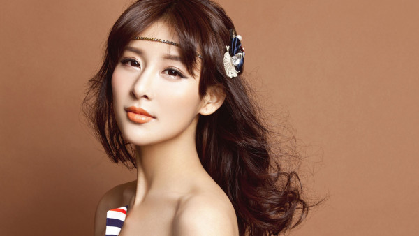 美女演员图片,璀璨星光下的魅力瞬间闪耀瞬间