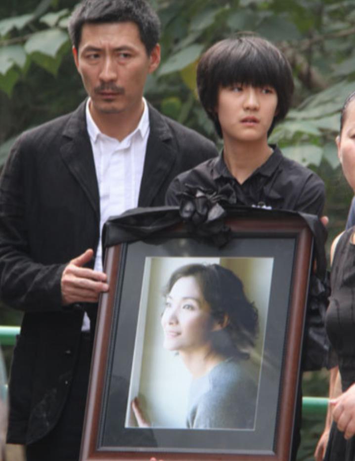 🌸缅怀星辰陨落之时,今年逝去的演员们回顾与纪念🌸