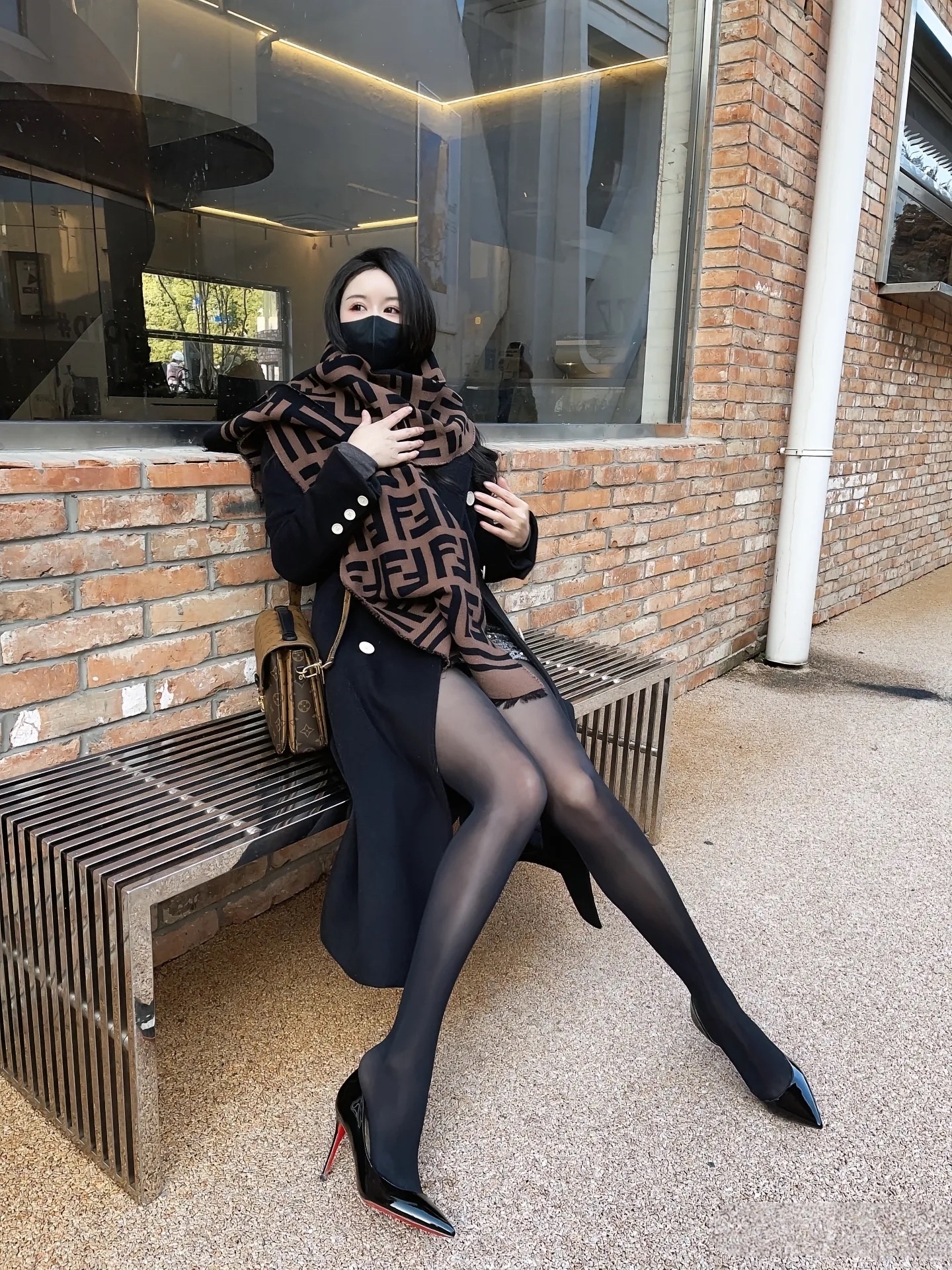 最新黑丝时尚探索,魅力与流行趋势揭秘