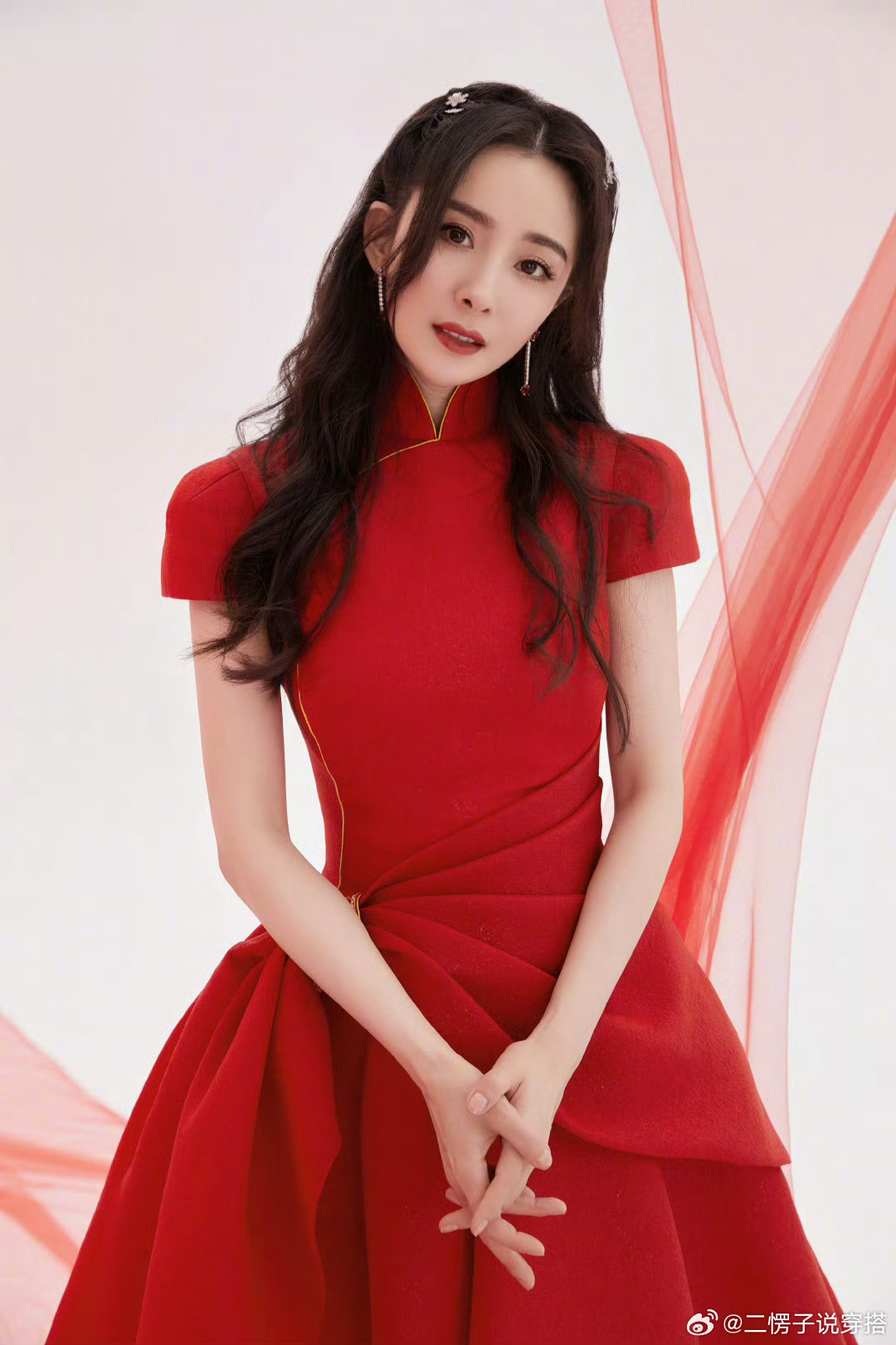 杨幂最新图片曝光,2024年全新时尚大片展示