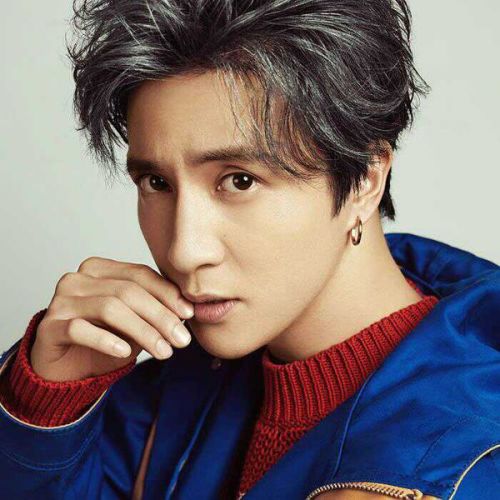 薛之谦最新写真揭秘,自然美景中的治愈之旅