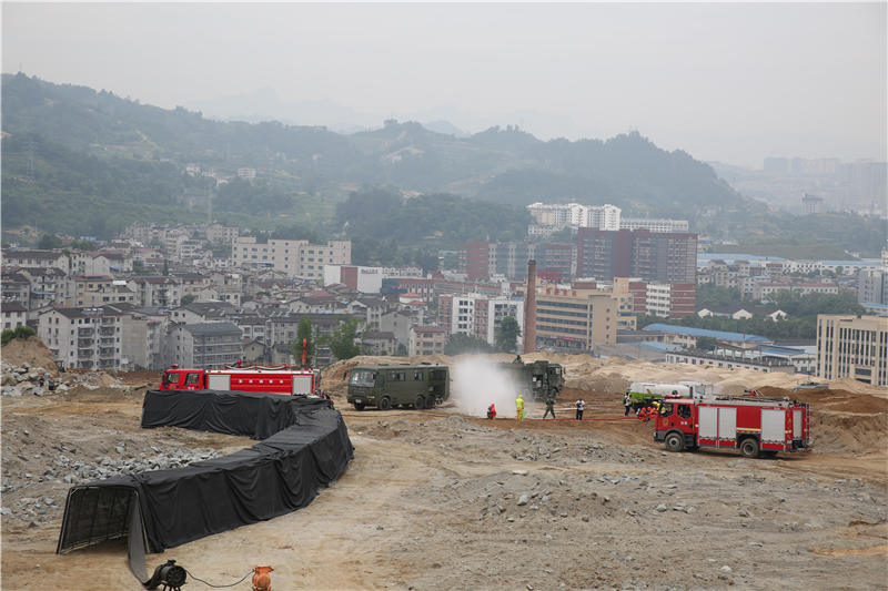 秭归地震小震中的大温情最新报道