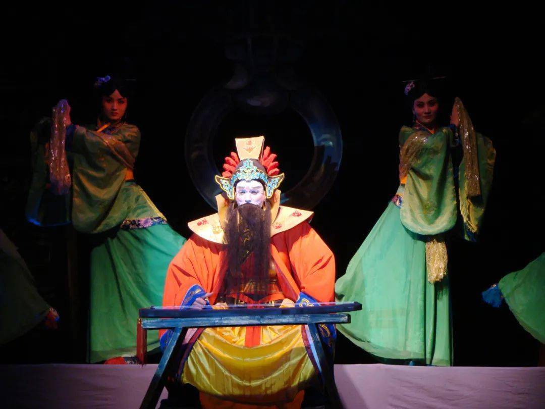 探索现代戏剧艺术魅力与演变的最新篇章