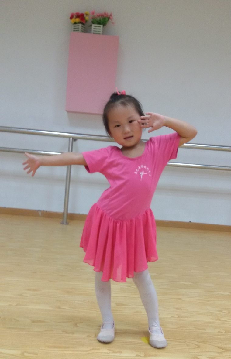 舞动的小小梦想家，探索2025年幼儿舞蹈新潮