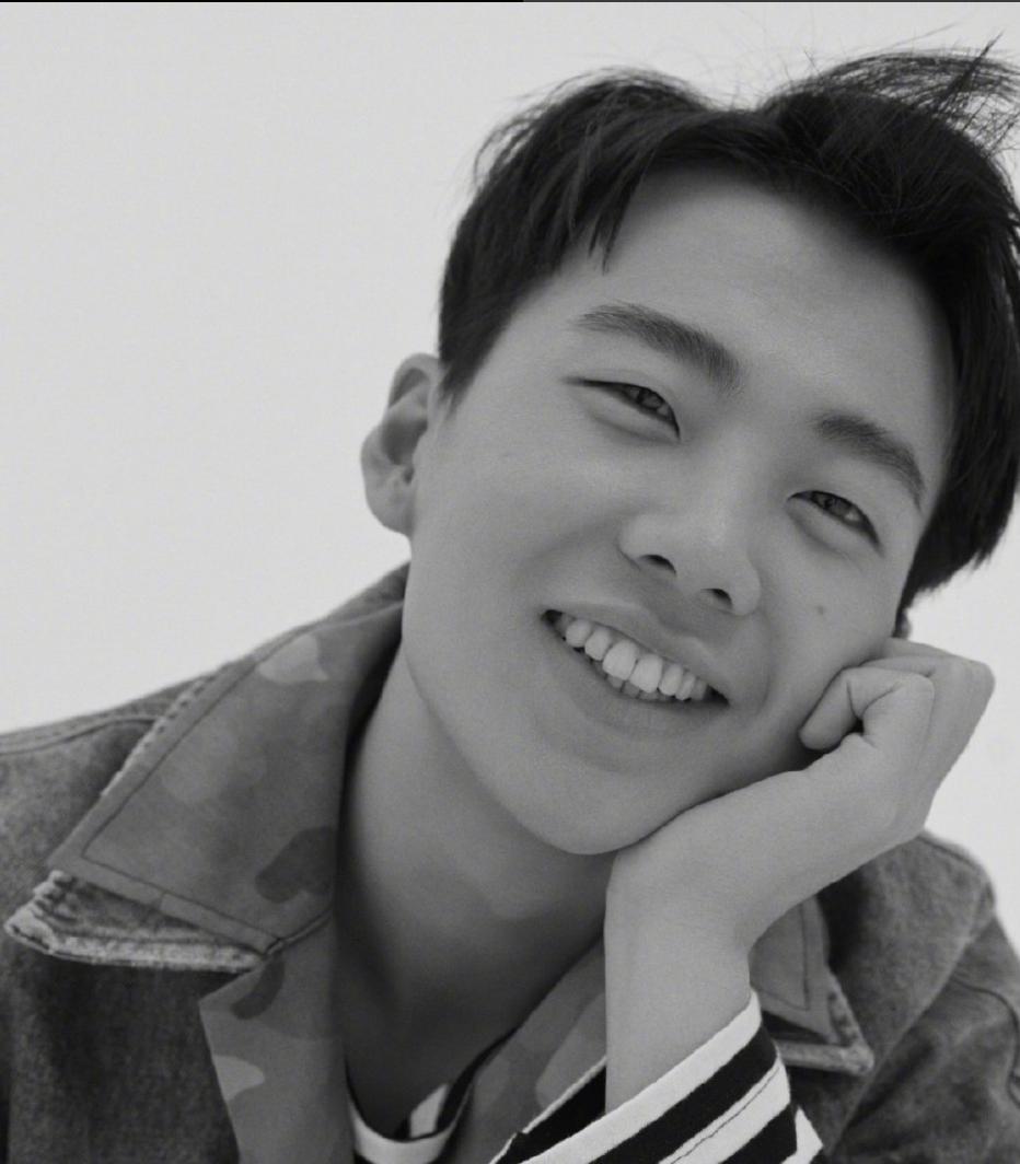 郭麒麟综艺节目最新,自然美景的治愈之旅探索